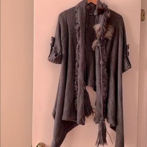 Knit wear with rabbit fur